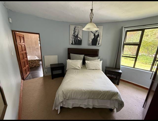 8 BEDROOM HOUSE FOR SALE IN KAALPLAATS WEST